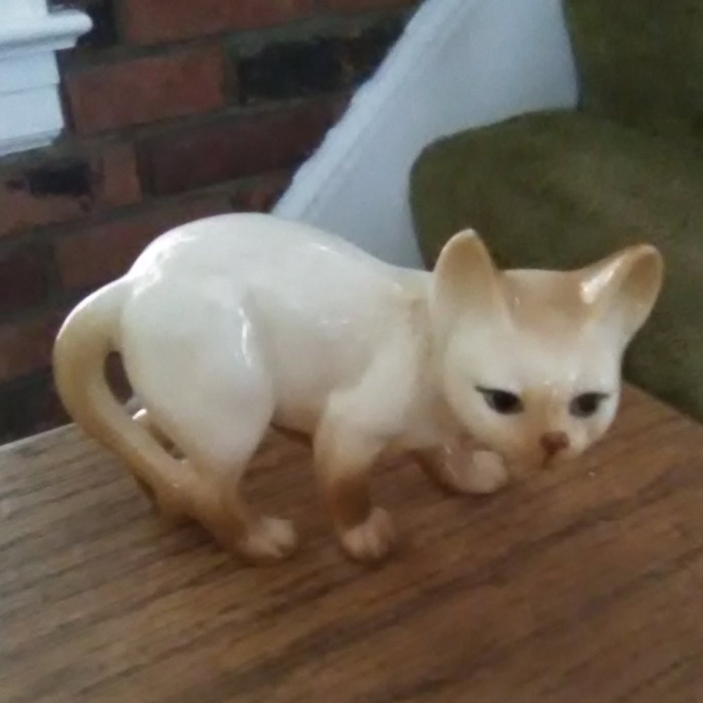 Watching Out/DM - Picture 4 of 5